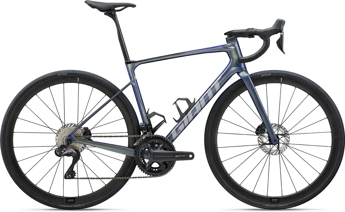 2025 Giant Defy Advanced Pro 0